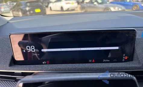 2025 Ford Mustang Mach-E Premium z USA, uszkodzony, nr VIN 3FMTK3R46SMA03284